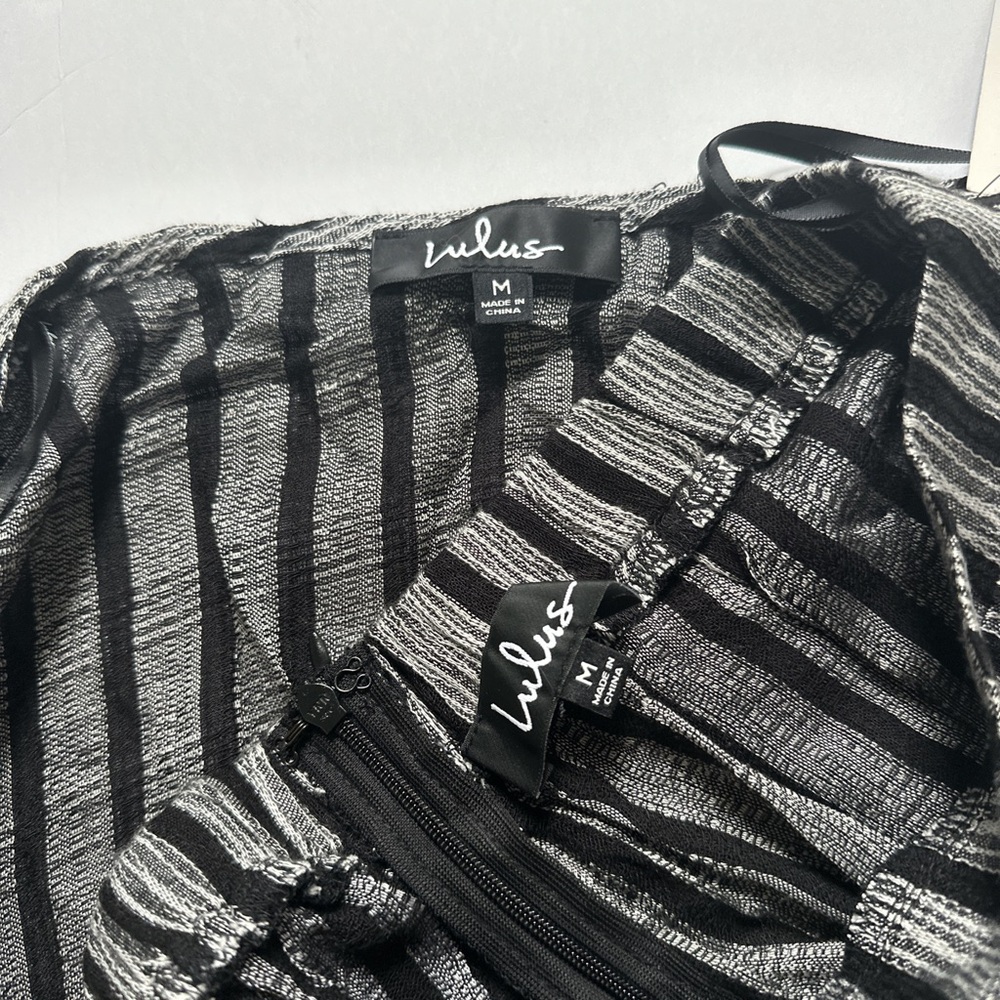 Lulus Striped Two-Piece Set - Picture 3 of 12